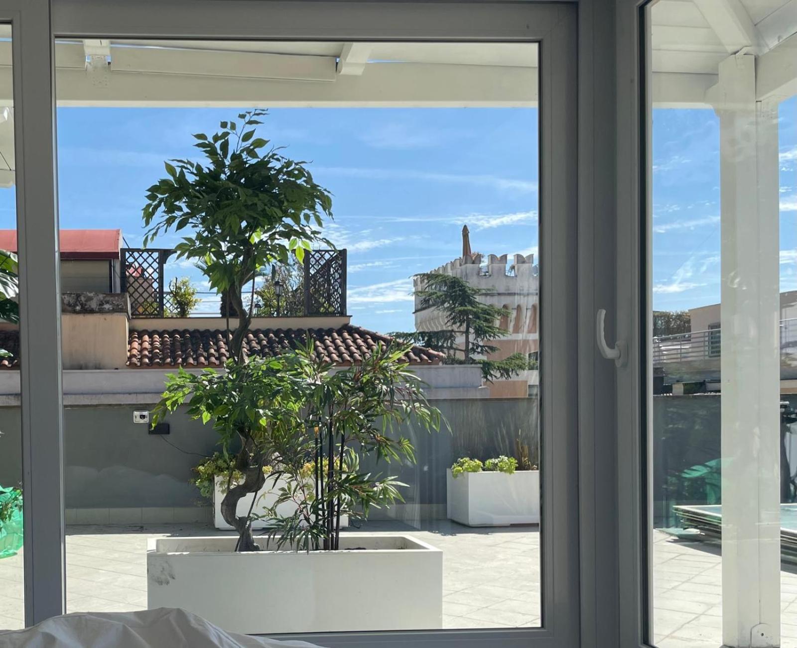 Apartmán Caesars Penthouse Řím Exteriér fotografie